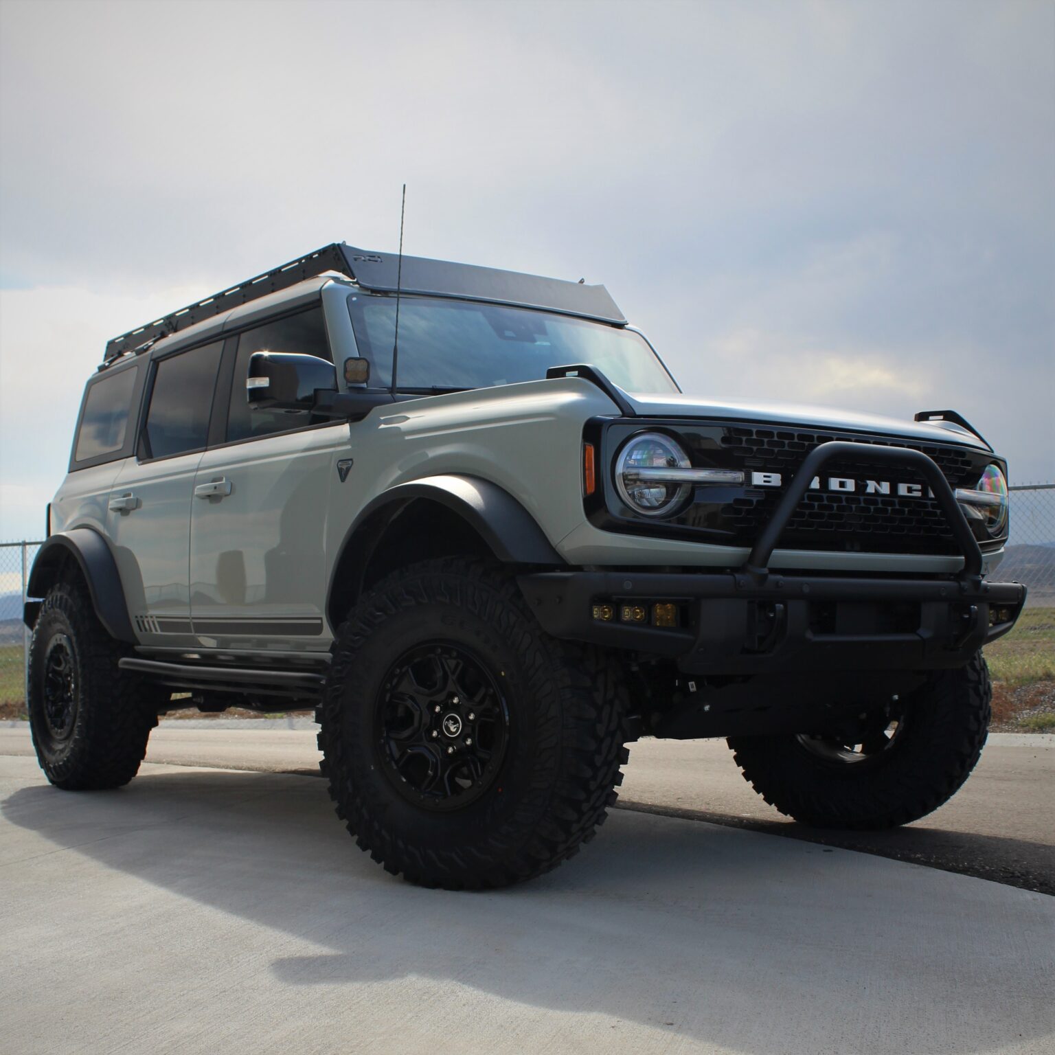 RCI Ford Bronco Aluminum Roof Rack | 4-door Hardtop 2021+