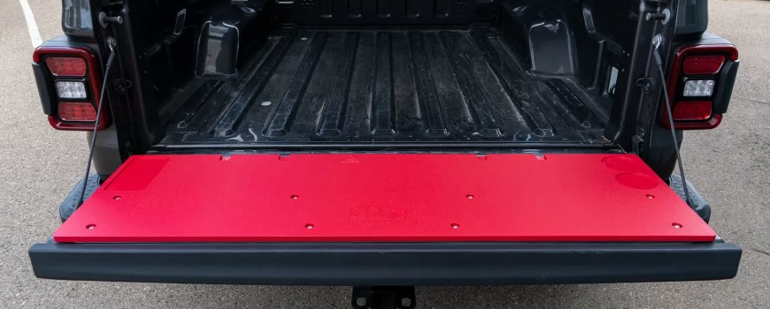 ap-310101 RED Jeep Gladiator overland tailgate table by All Pro Offroad (1)