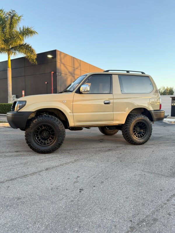 Dobinsons Land Cruiser Prado 90 IMS Lift Kit Installed