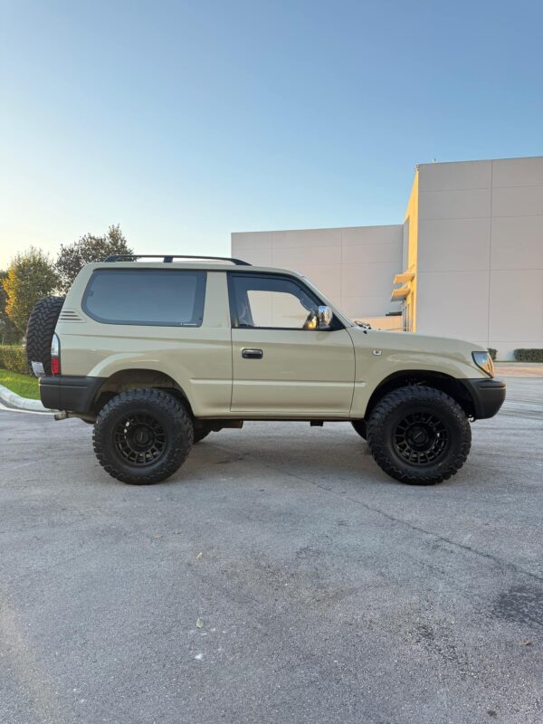 Dobinsons Land Cruiser Prado 90 IMS Lift Kit Installed