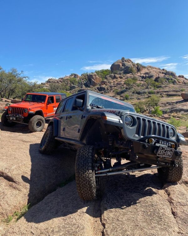 Rusty's Jeep JL Wrangler 3.75 Advanced Lift Kit in action