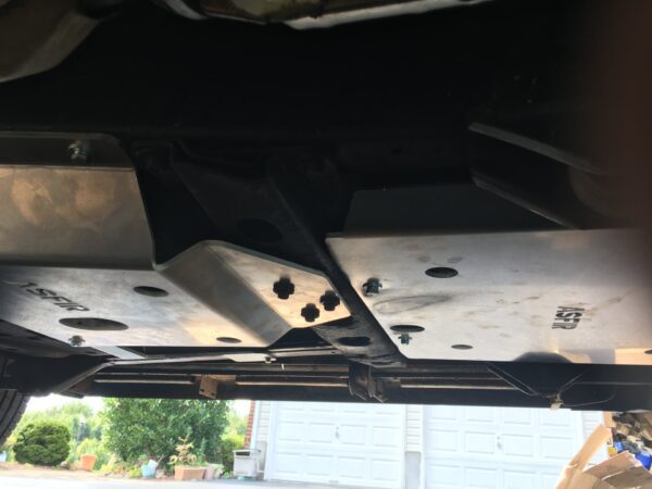 LX450 & Toyota Land Cruiser 80 Series Skid Plate Kit (3 Pcs) photos credit @wxm of ih8mud forum (1)